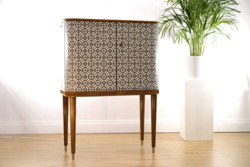 Barschrank schwarz-weiß mit Mahagoni – Swedish Modern, 1940er