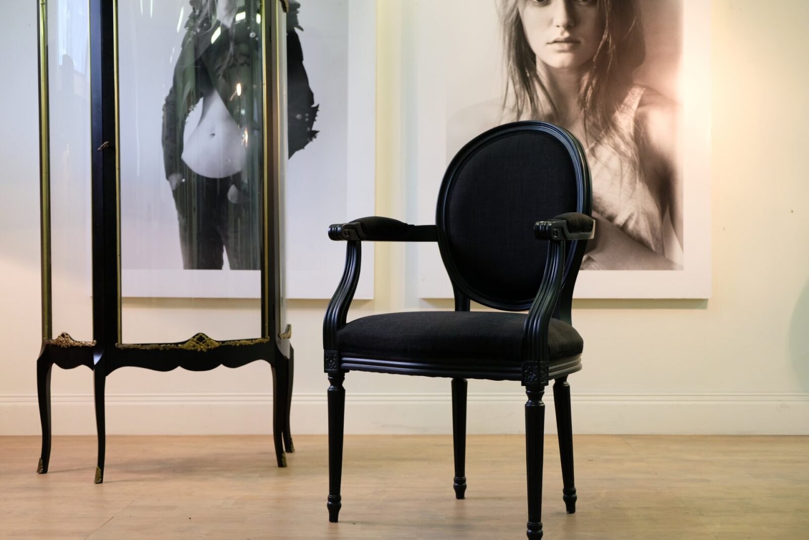 Black armchair – Gustavian, linen upholstery