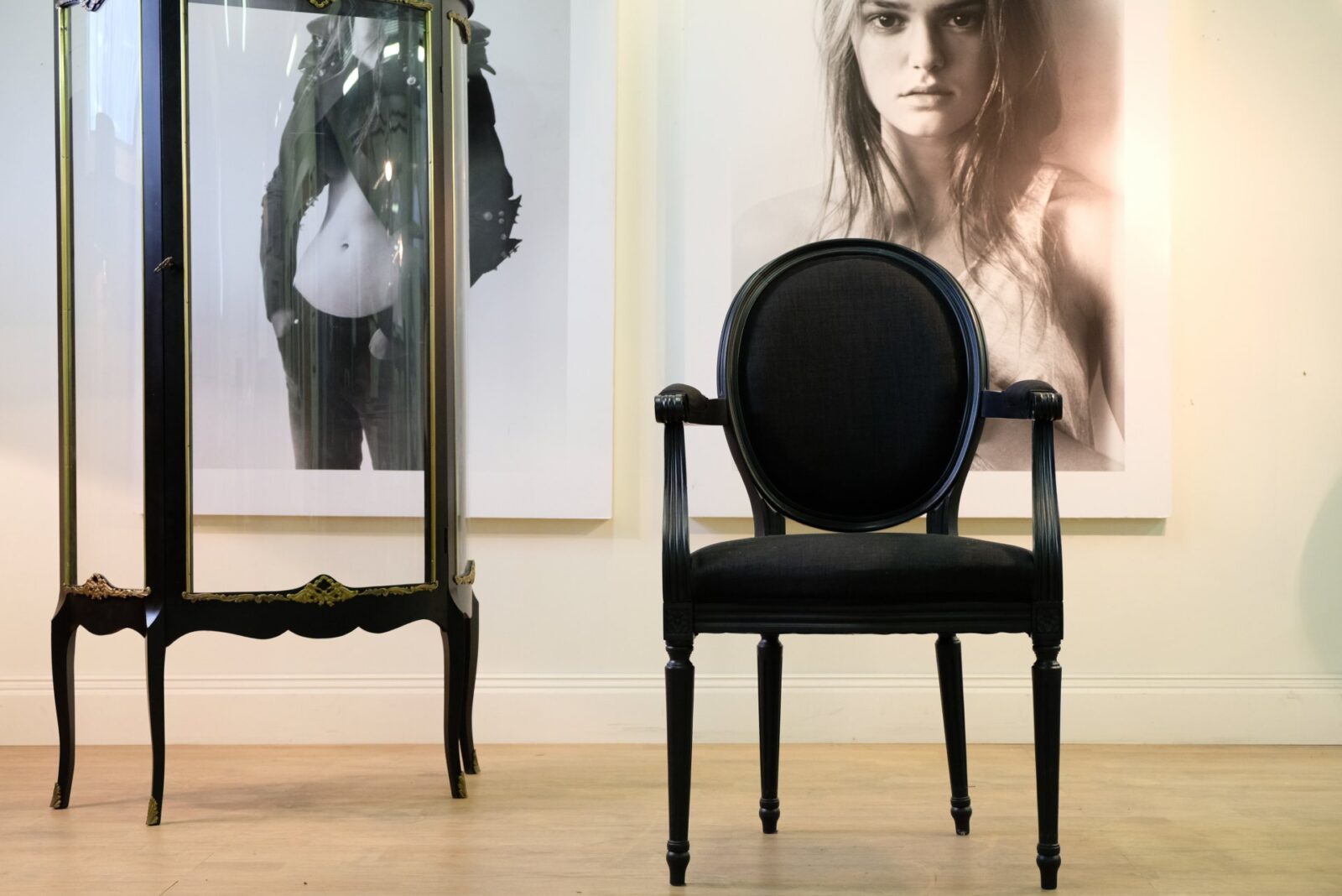 Black armchair – Gustavian, linen upholstery