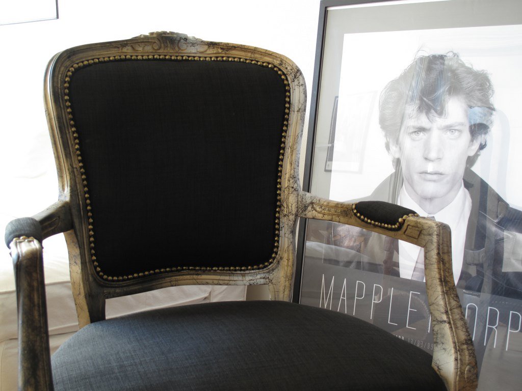 Black and gold armchair – Rococo, linen upholstery