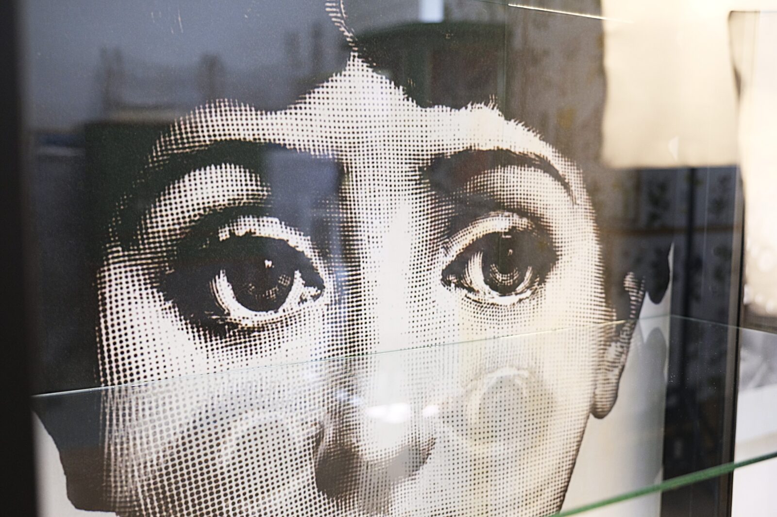 Black display cabinet with Fornasetti motif – 1940s